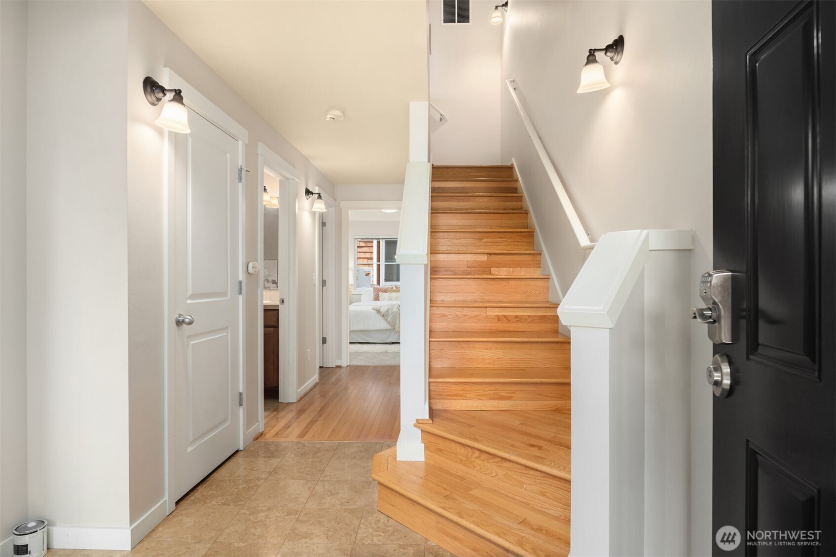 209 18th Avenue E Unit: B