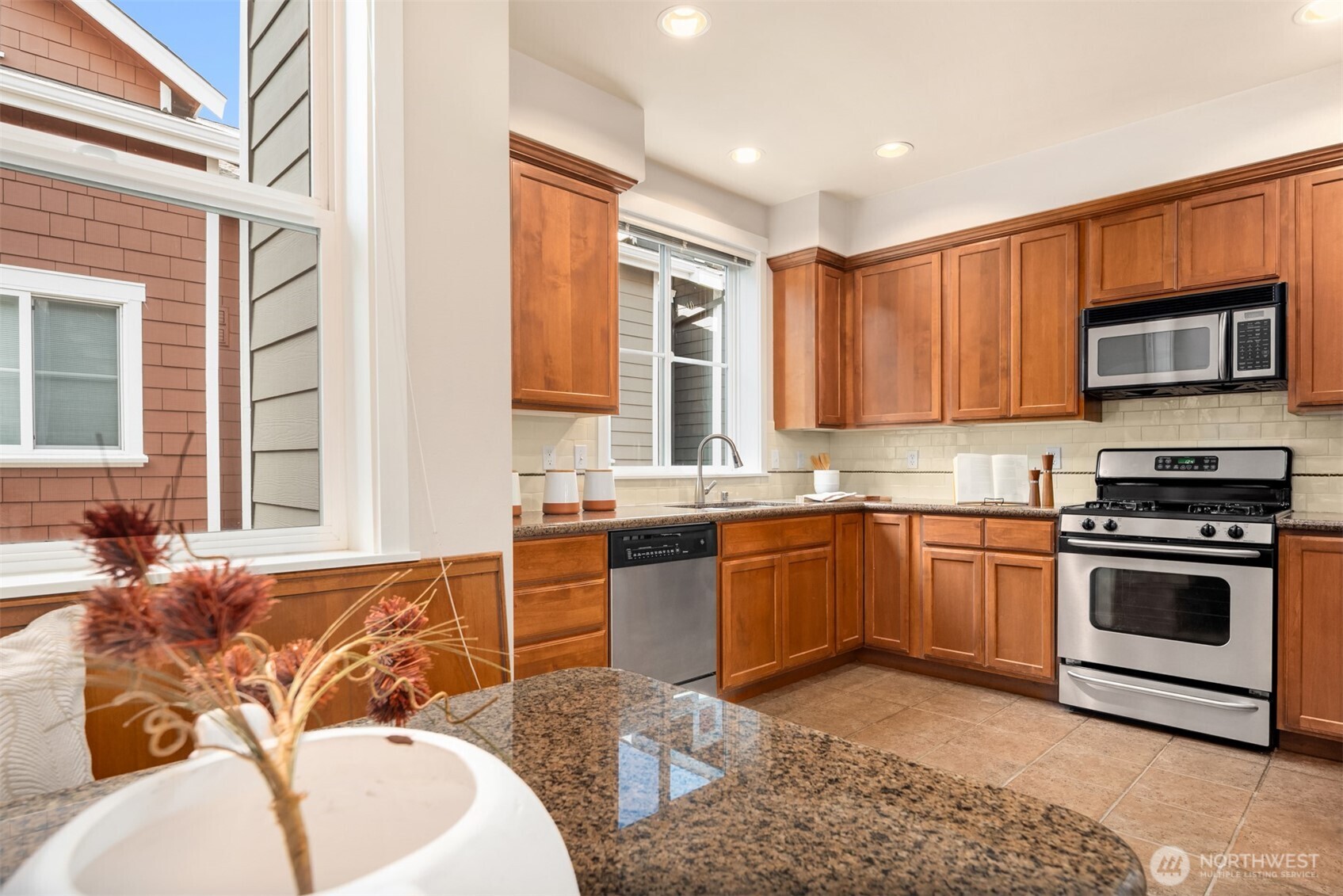 209 18th Avenue E Unit: B