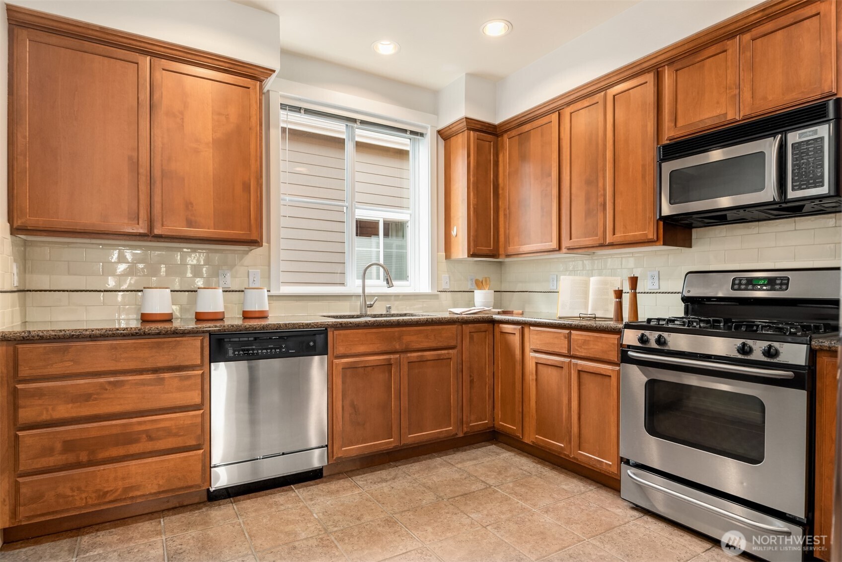 209 18th Avenue E Unit: B