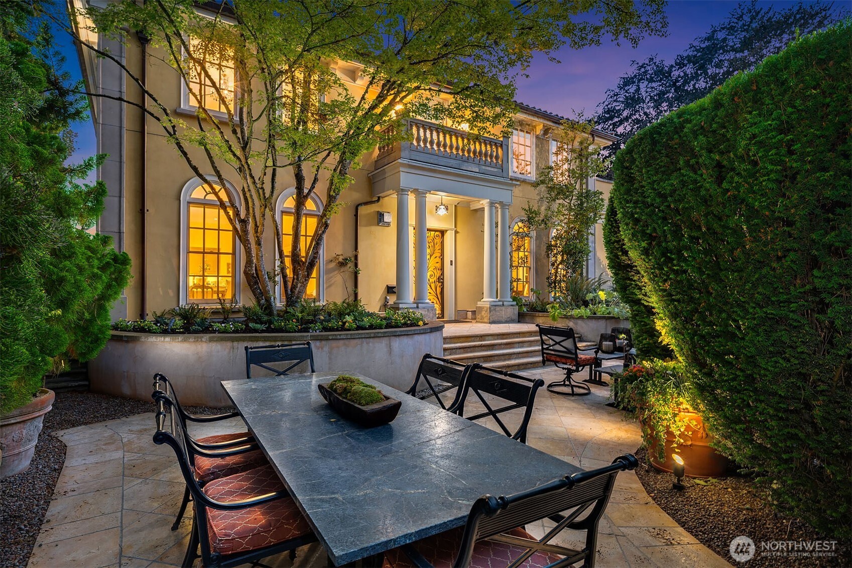 623 W Highland Drive