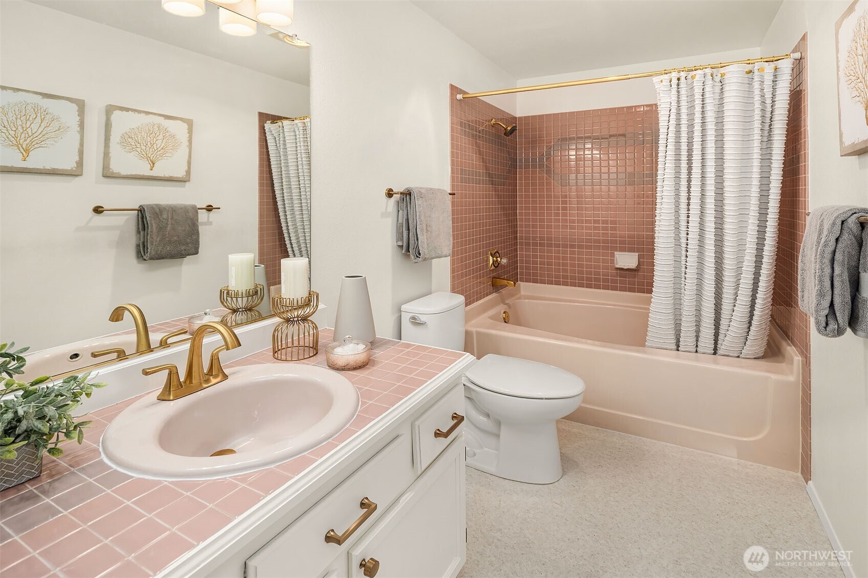 200 99th Avenue NE Unit: 28