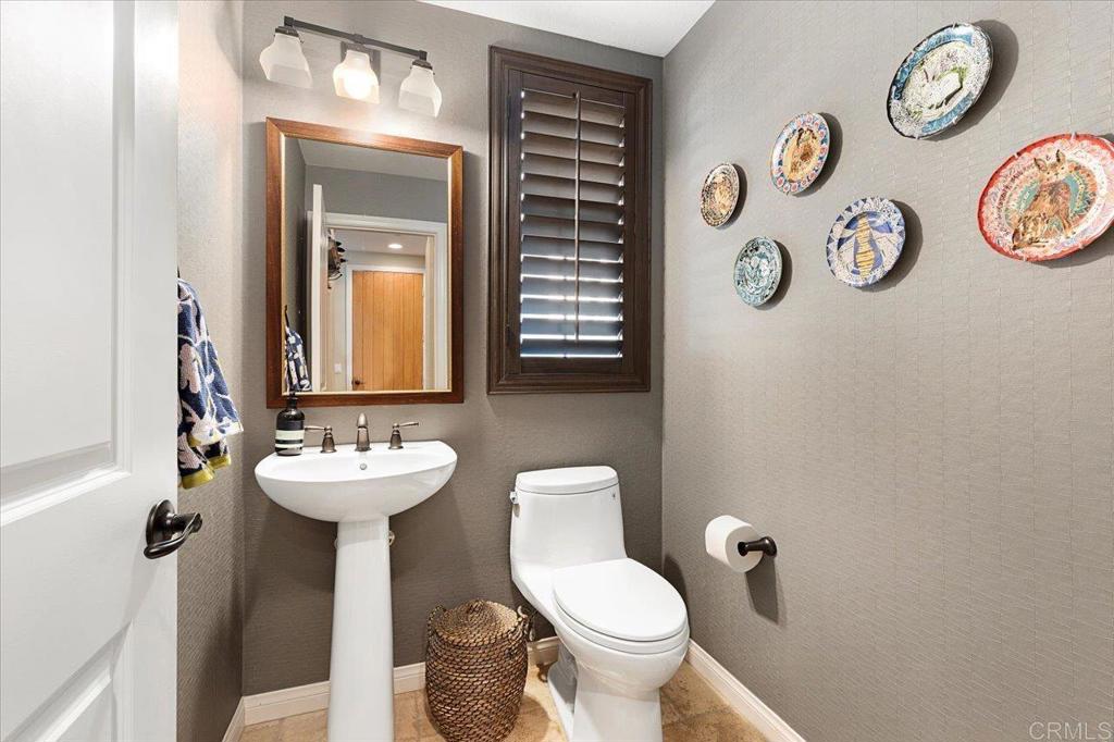 8408 Christopher Ridge