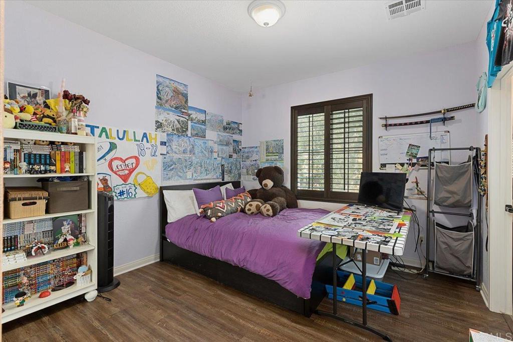 8408 Christopher Ridge