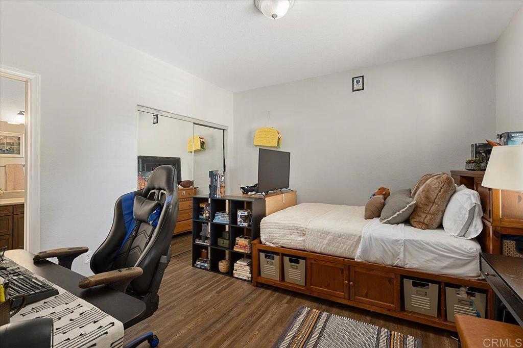 8408 Christopher Ridge