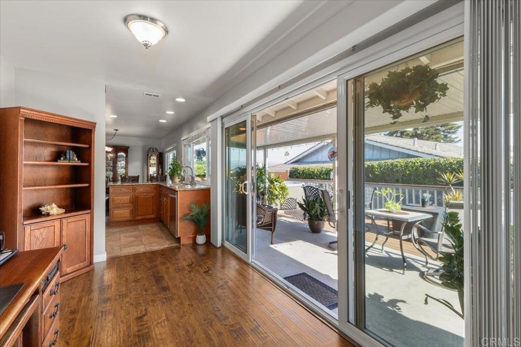 1003 La Tierra Drive