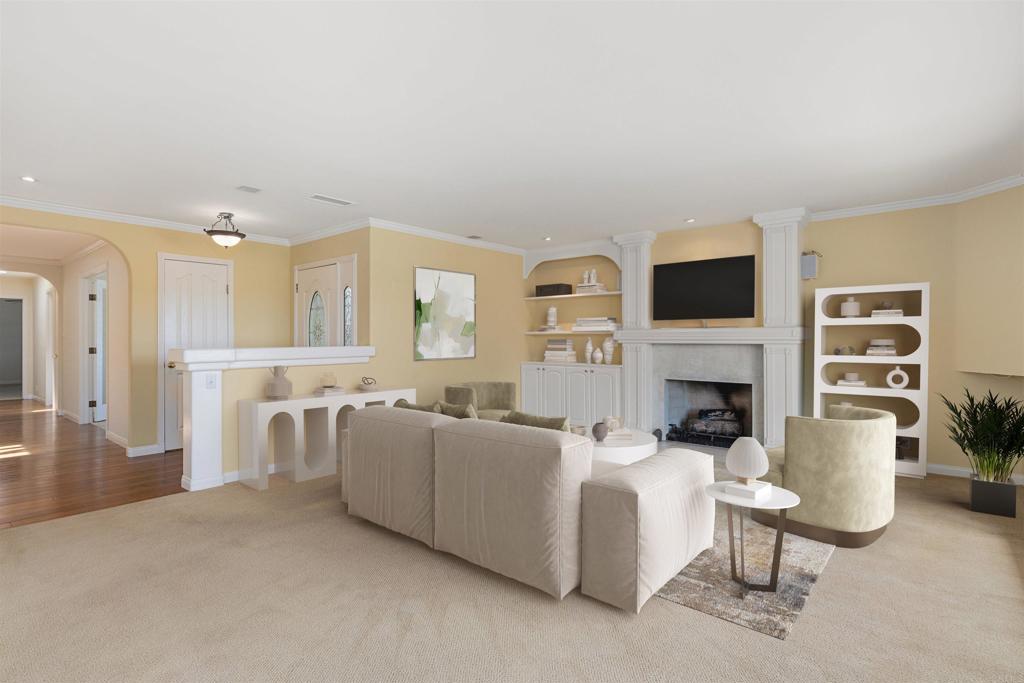 1406 La Loma Drive