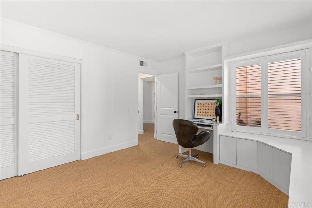 1262 Rue Saint Martin