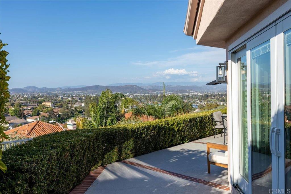 1262 Rue Saint Martin