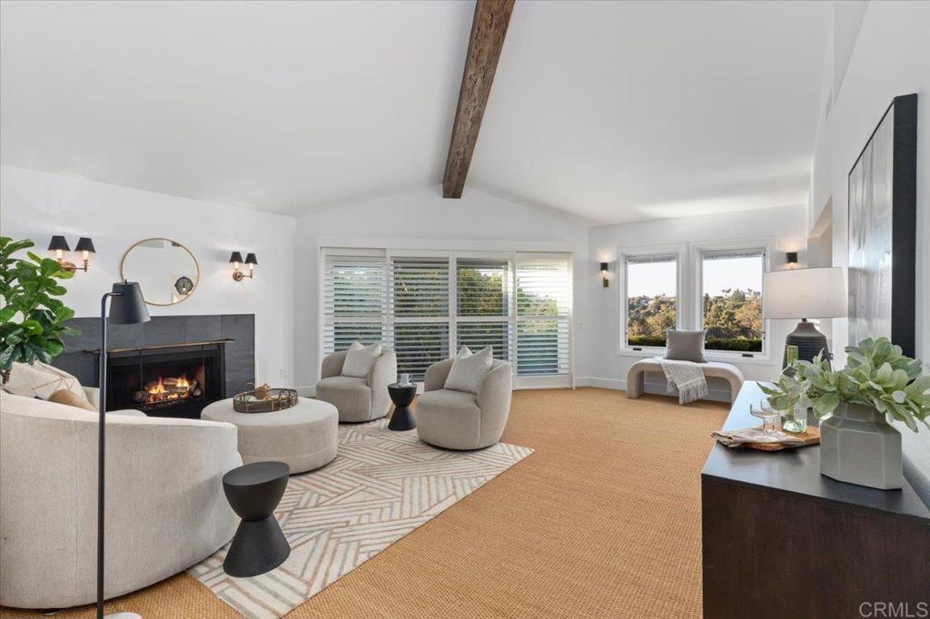 1262 Rue Saint Martin