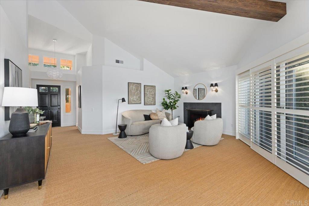 1262 Rue Saint Martin