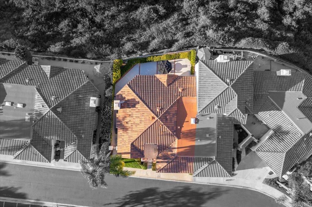 1262 Rue Saint Martin