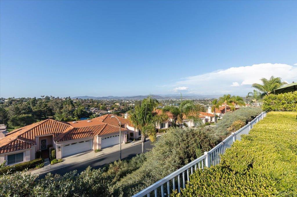 1262 Rue Saint Martin