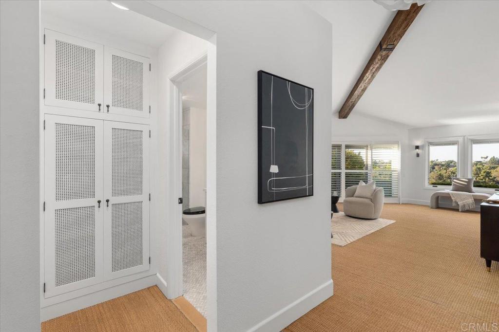 1262 Rue Saint Martin