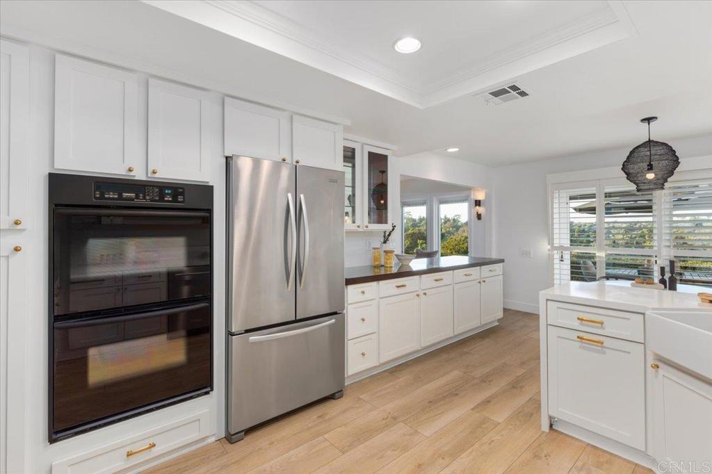 1262 Rue Saint Martin