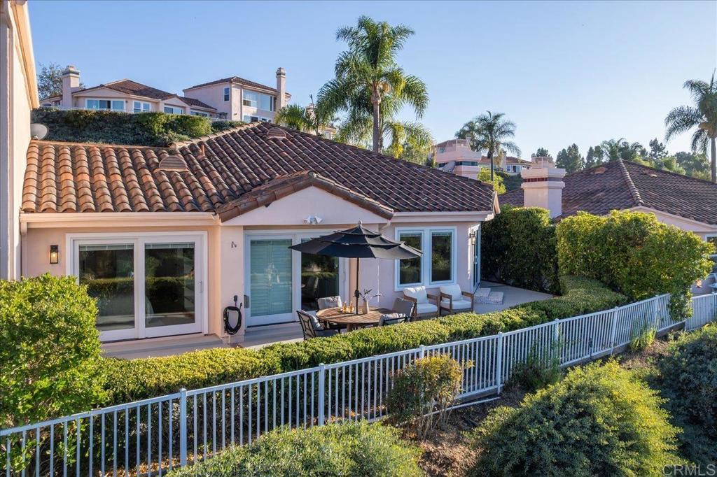 1262 Rue Saint Martin