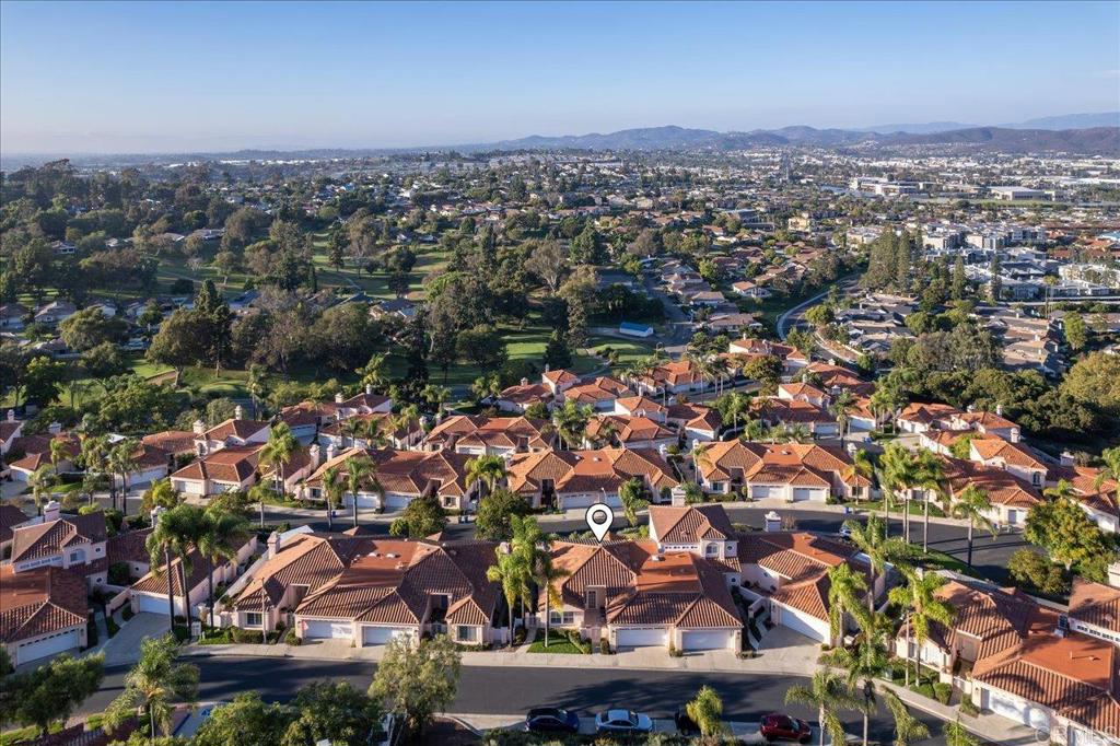 1262 Rue Saint Martin