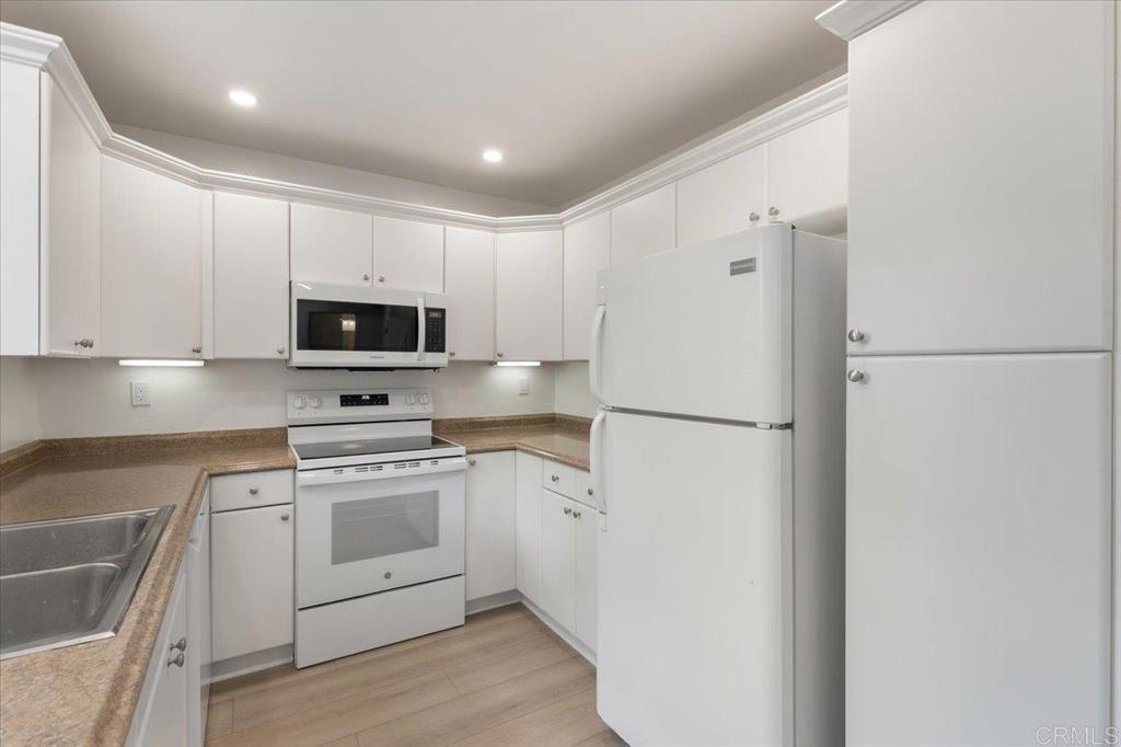 1930 Fairway Circle Drive