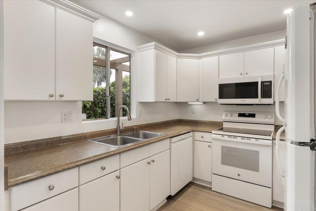 1930 Fairway Circle Drive