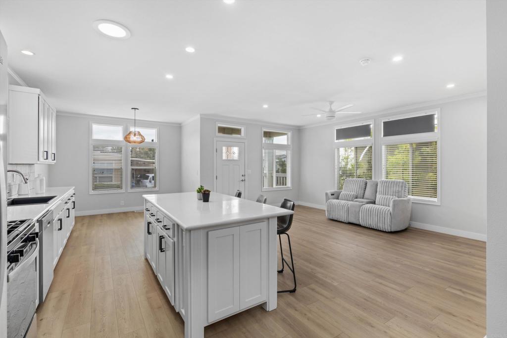 1286 Discovery Street 130