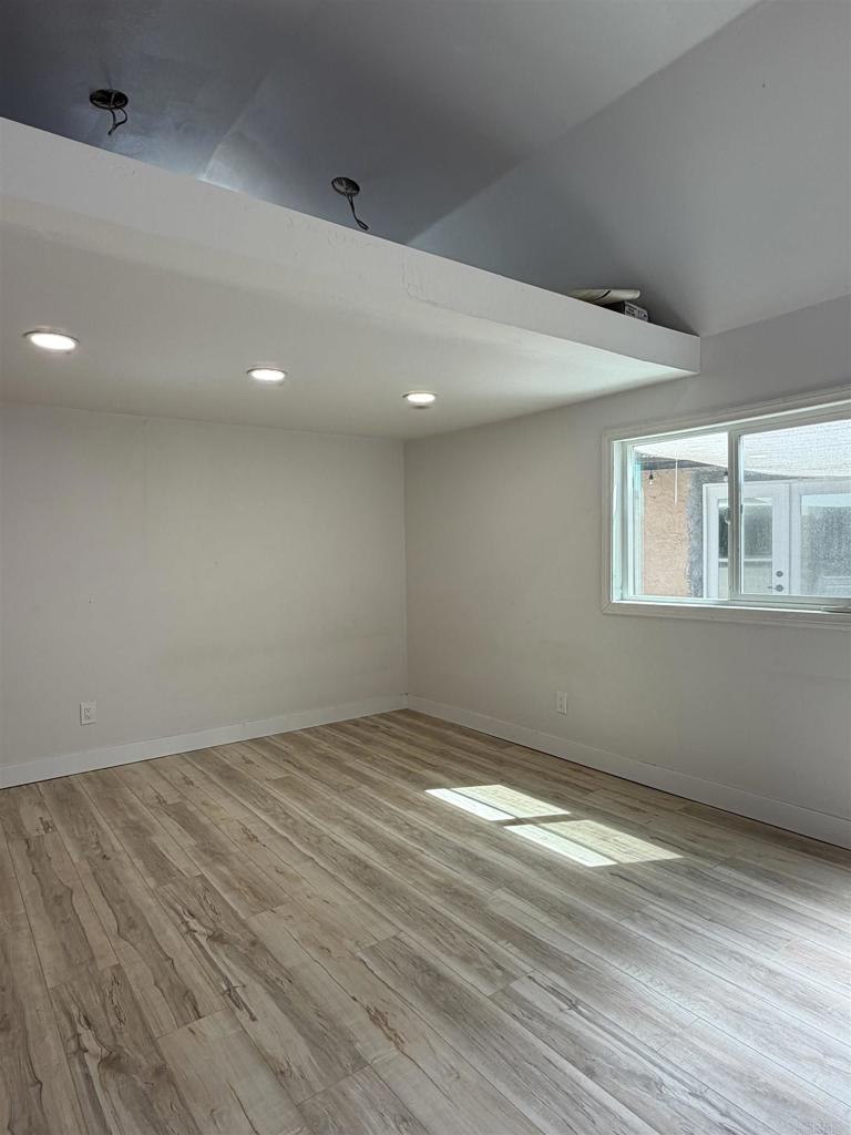 157 S Mercedes Road