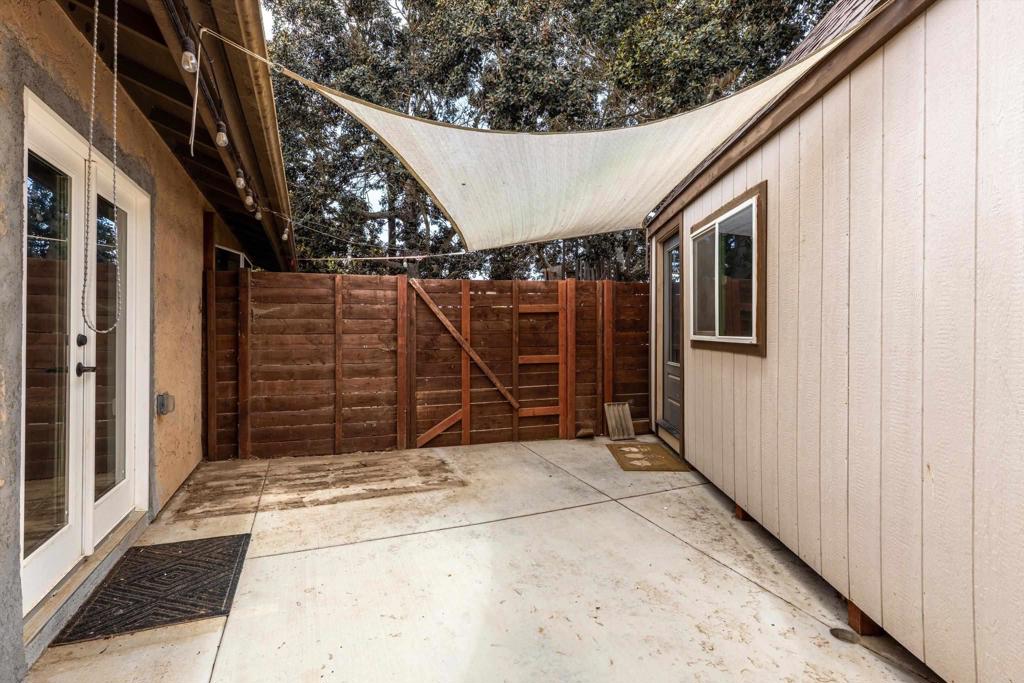 157 S Mercedes Road