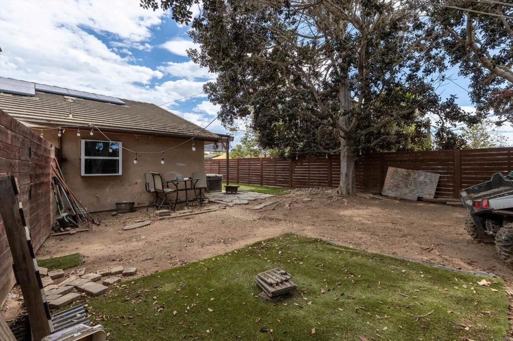 157 S Mercedes Road