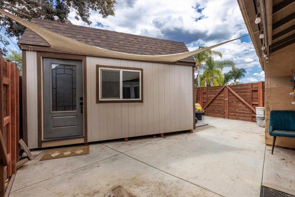 157 S Mercedes Road
