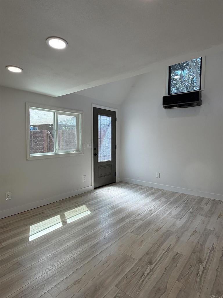 157 S Mercedes Road