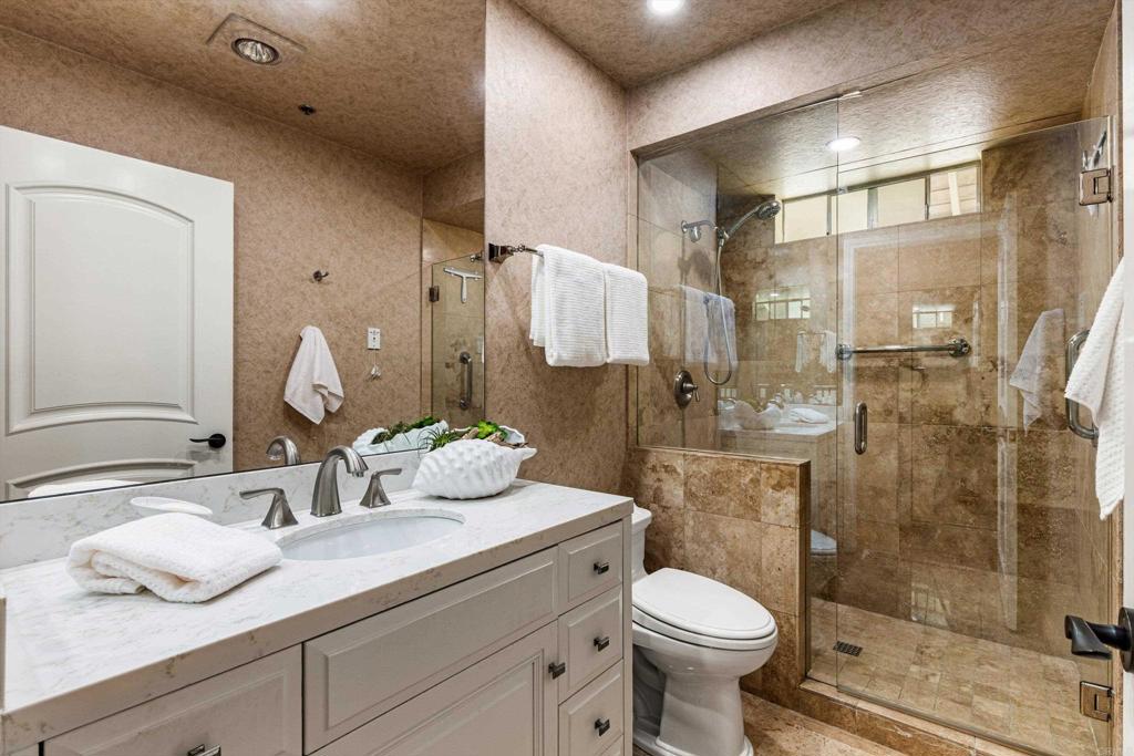 1664 Circa Del Lago E202