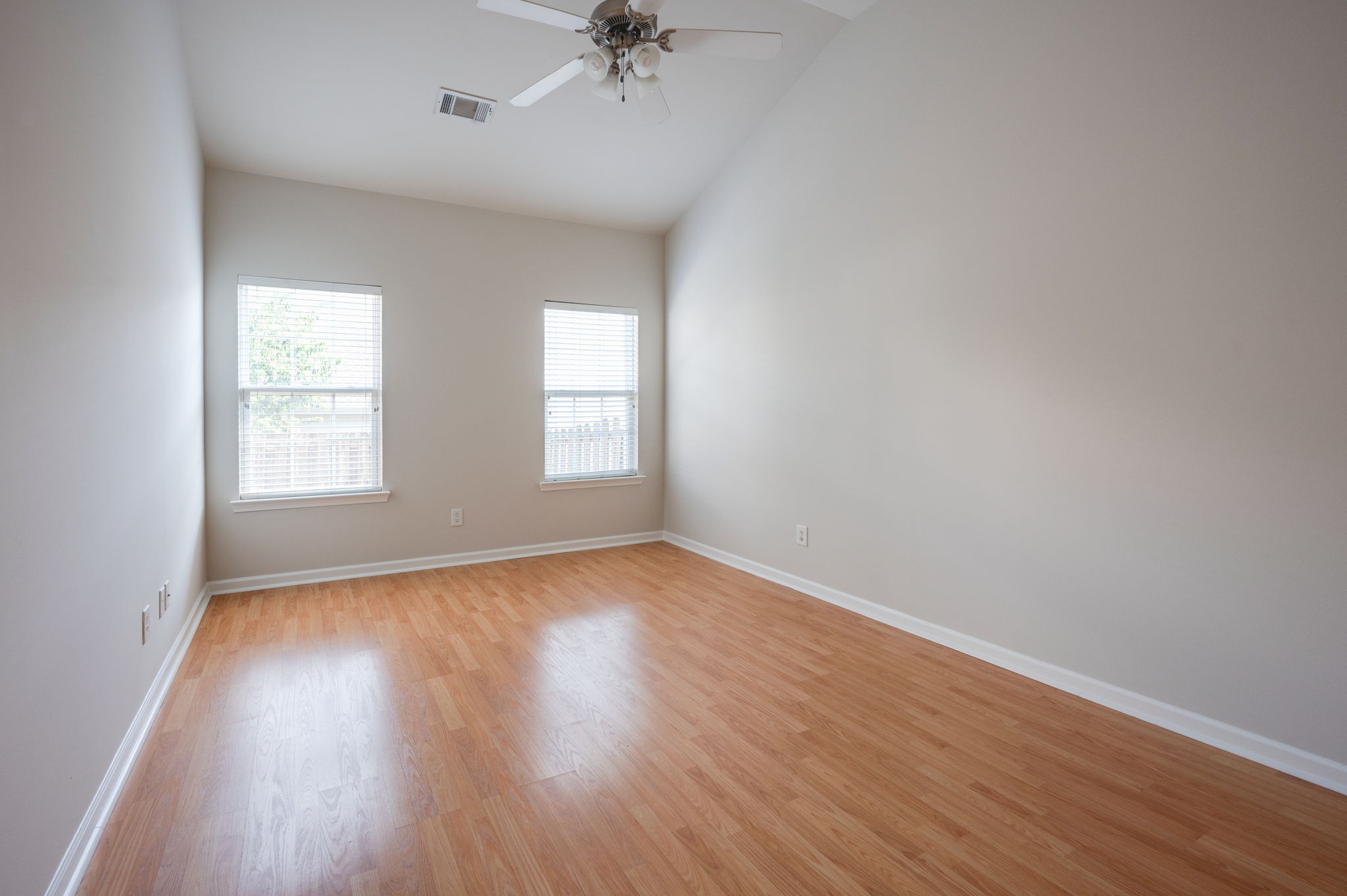 1101 Downs Blvd Unit: 279