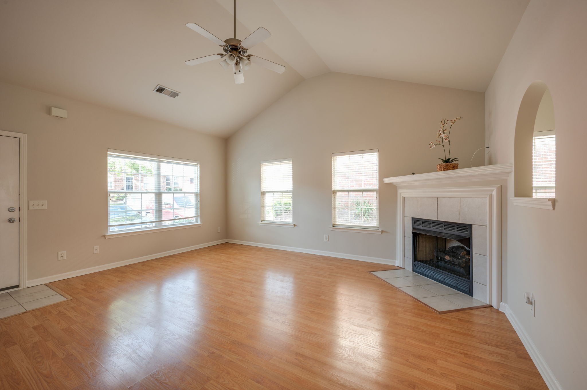 1101 Downs Blvd Unit: 279