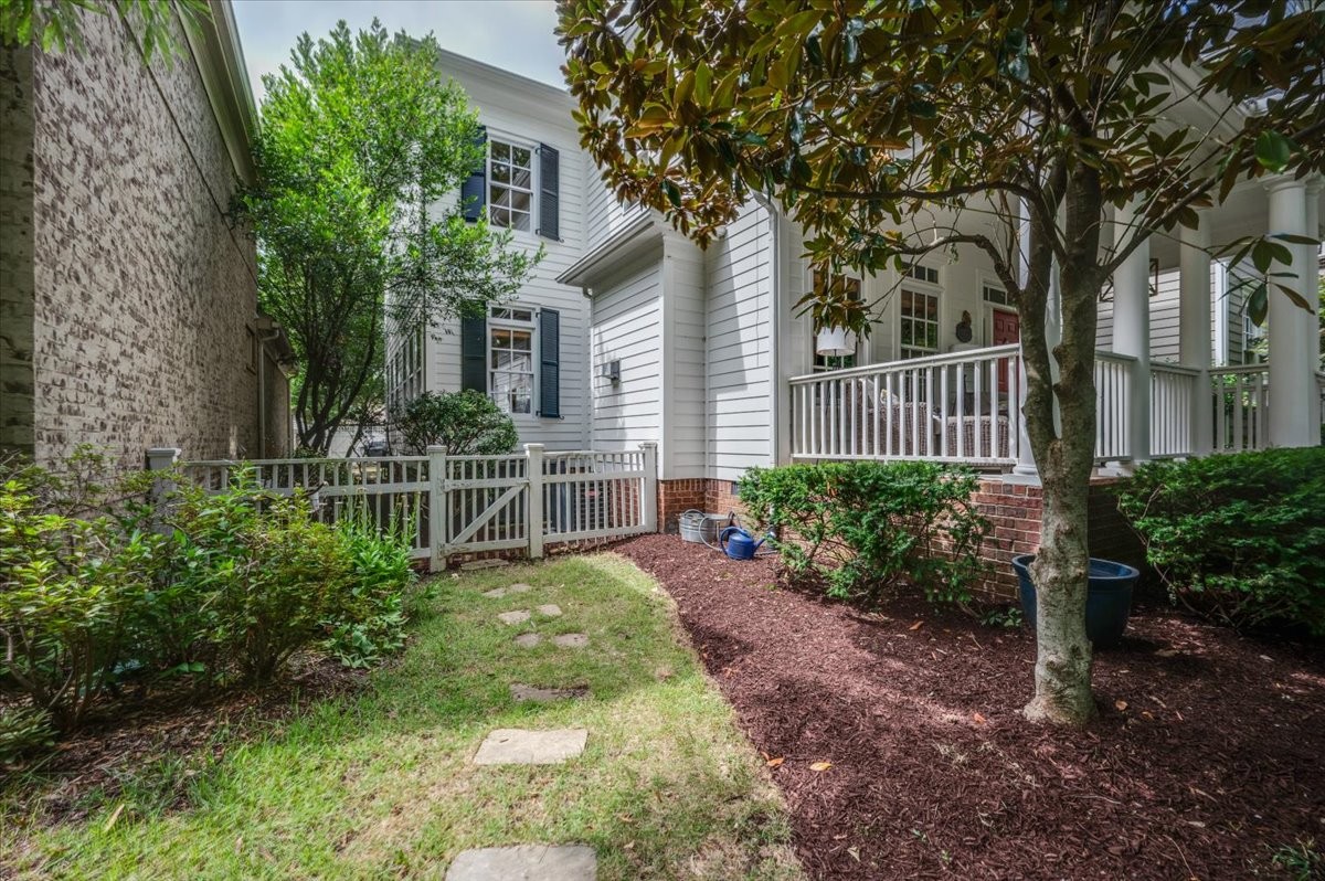 211 Prospect Ave