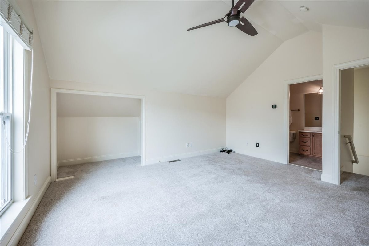 211 Prospect Ave