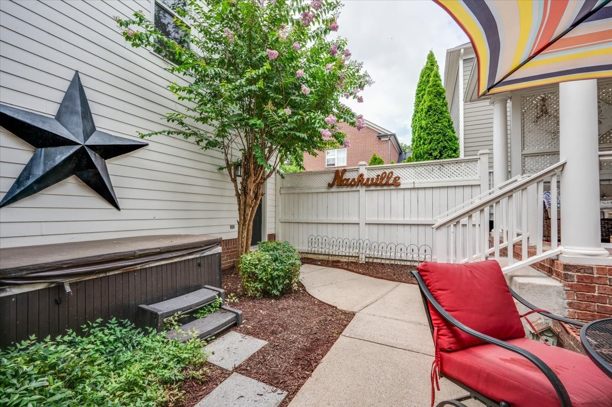 211 Prospect Ave