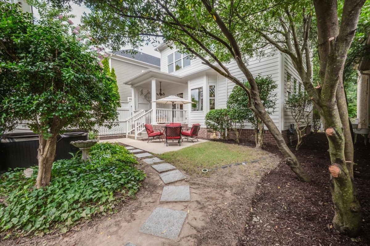 211 Prospect Ave