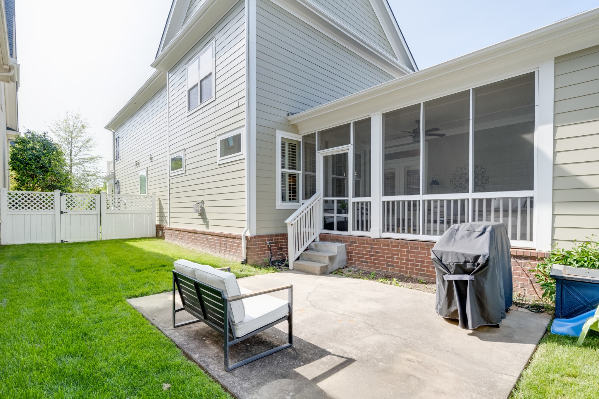 1326 Jewell Ave