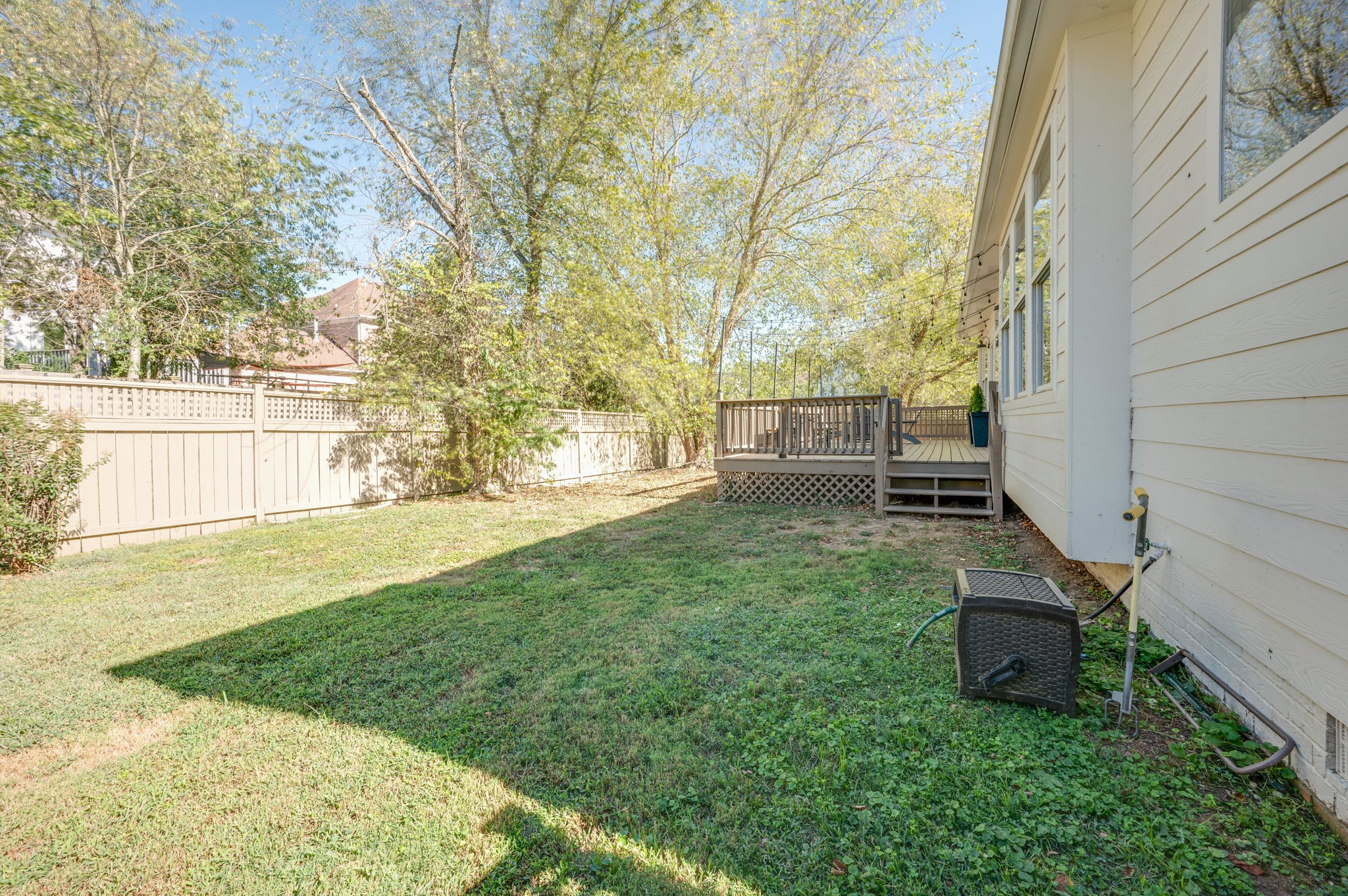 3100 Traviston Dr