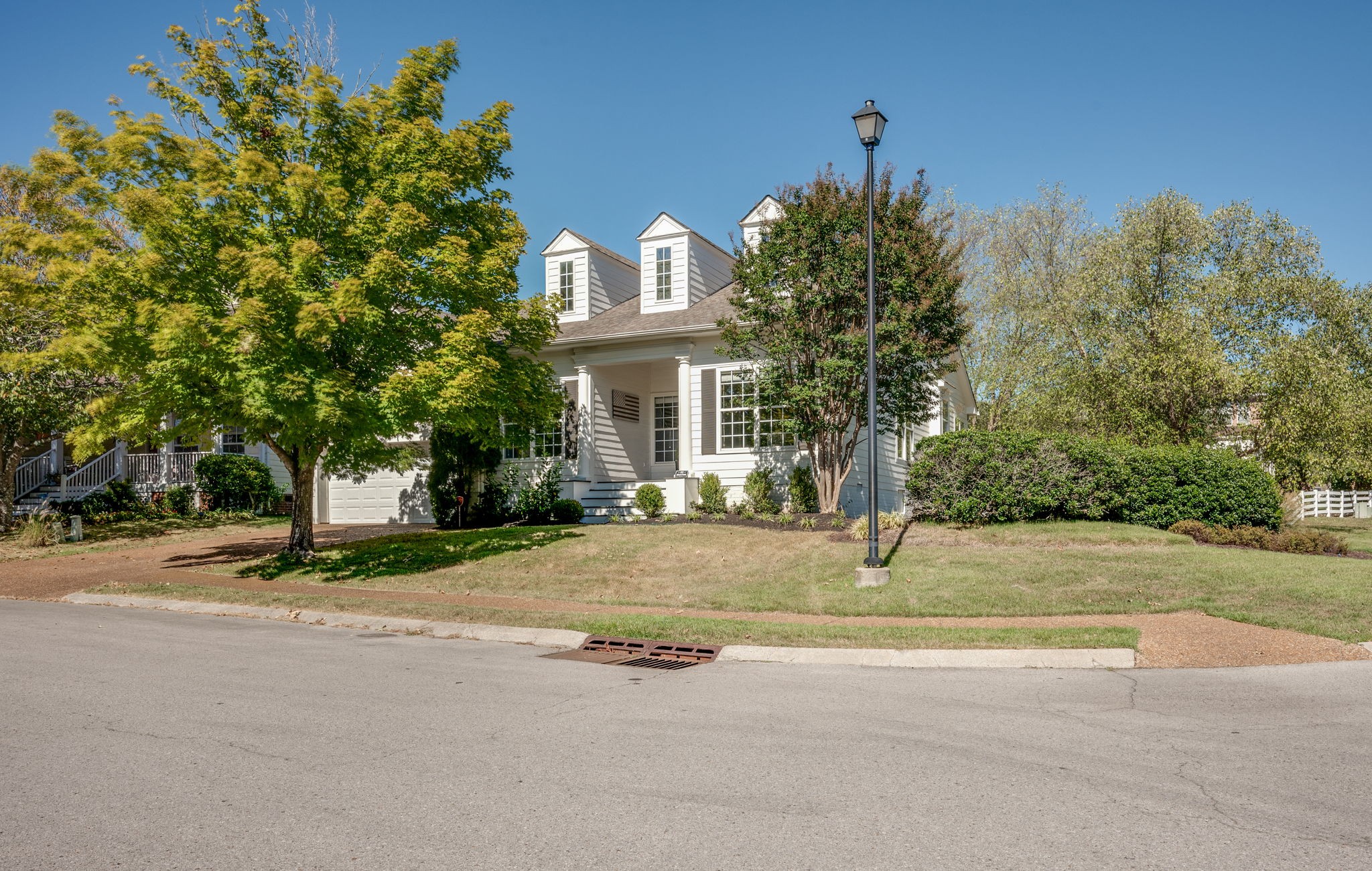 3100 Traviston Dr