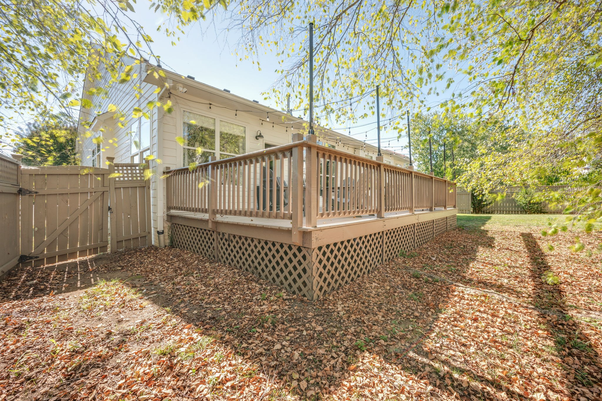 3100 Traviston Dr