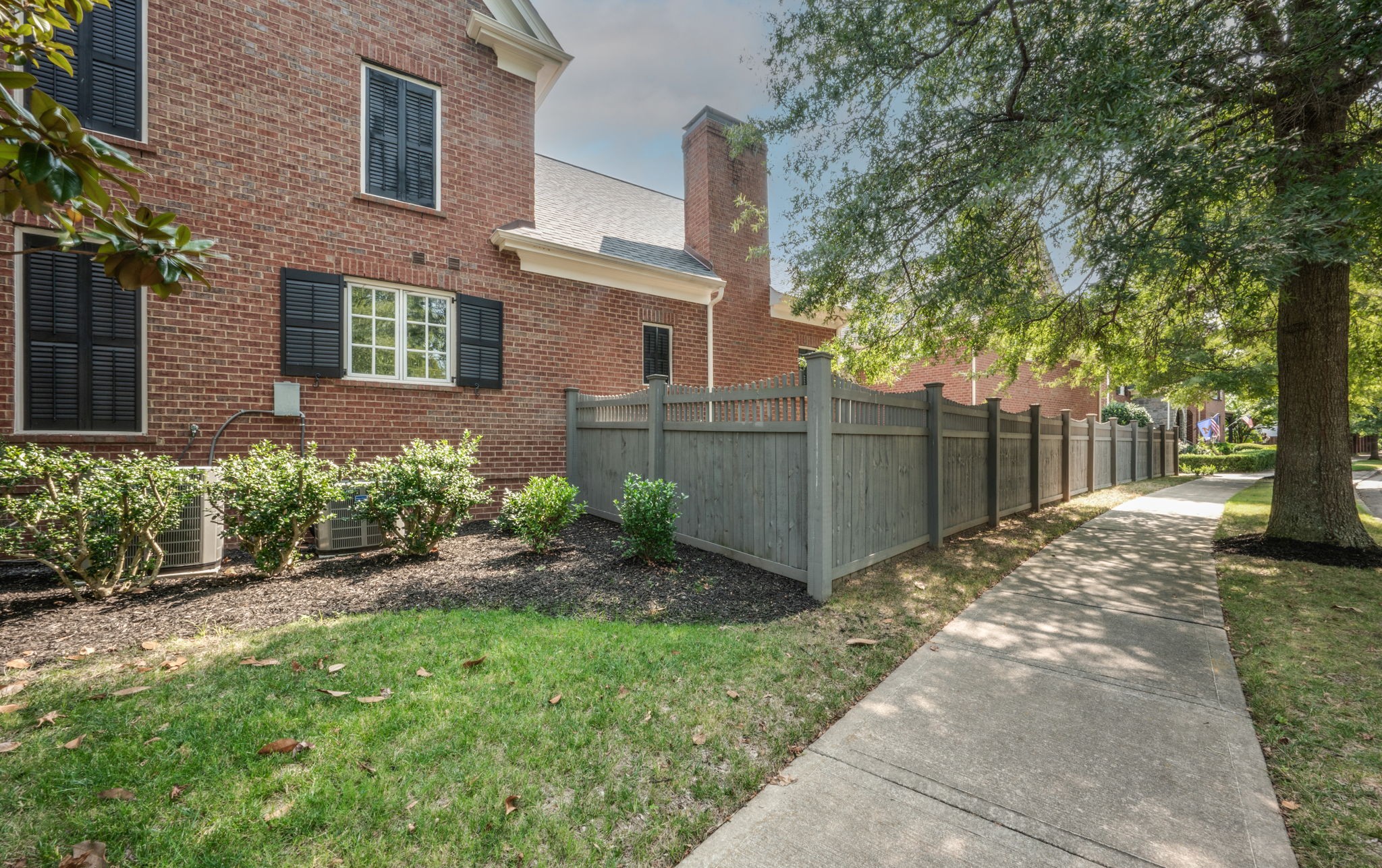 311 White Moss Pl