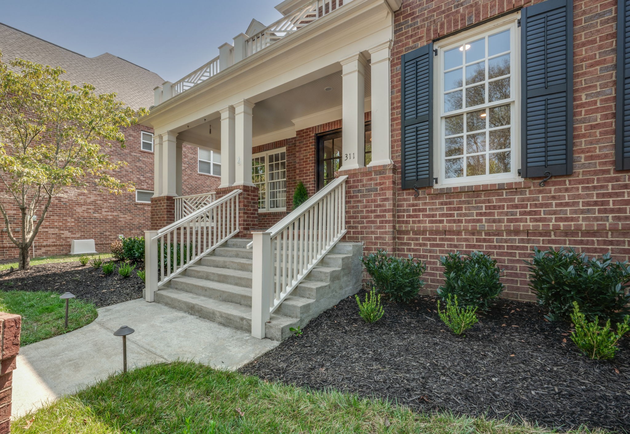 311 White Moss Pl