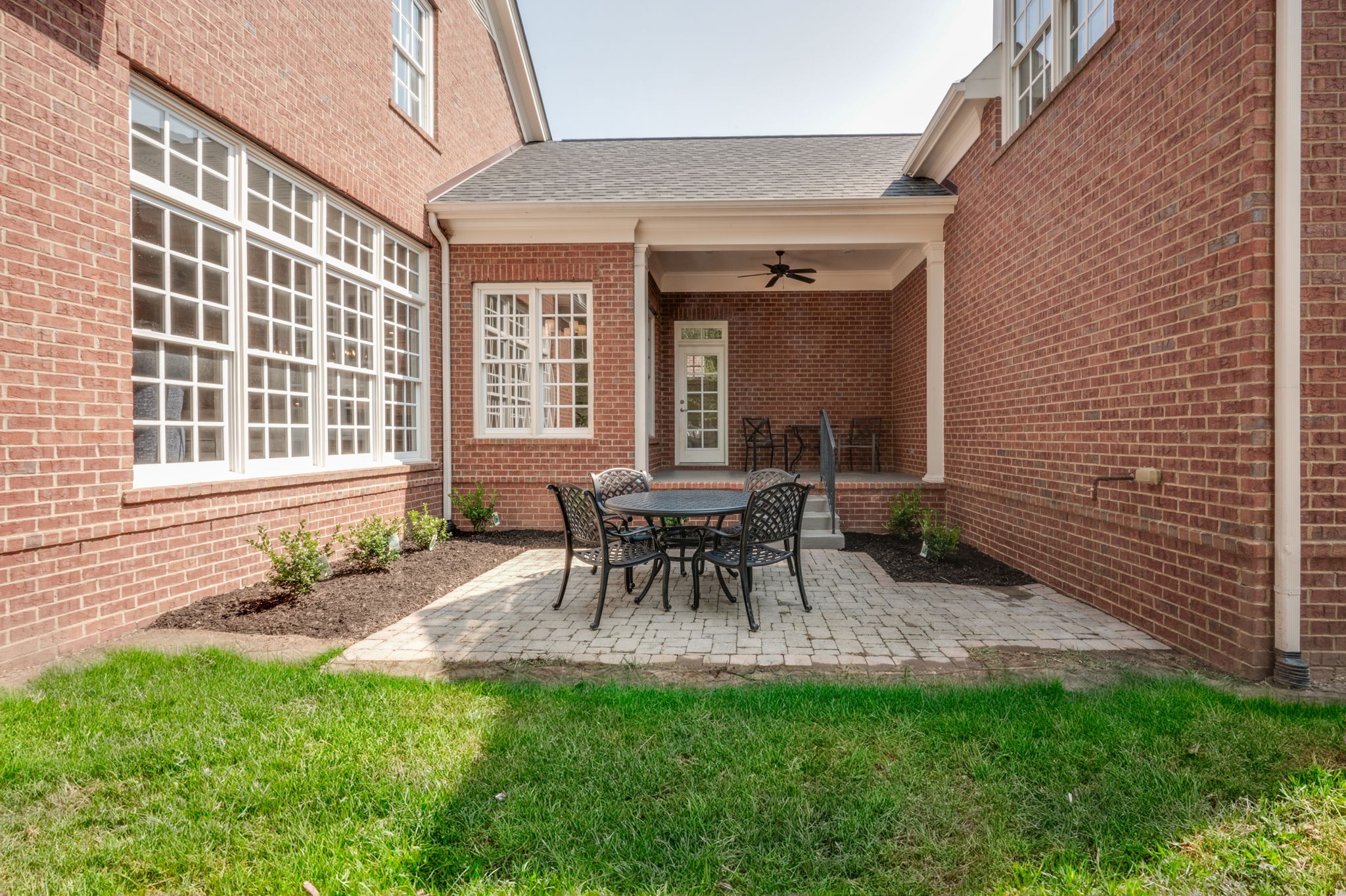 311 White Moss Pl