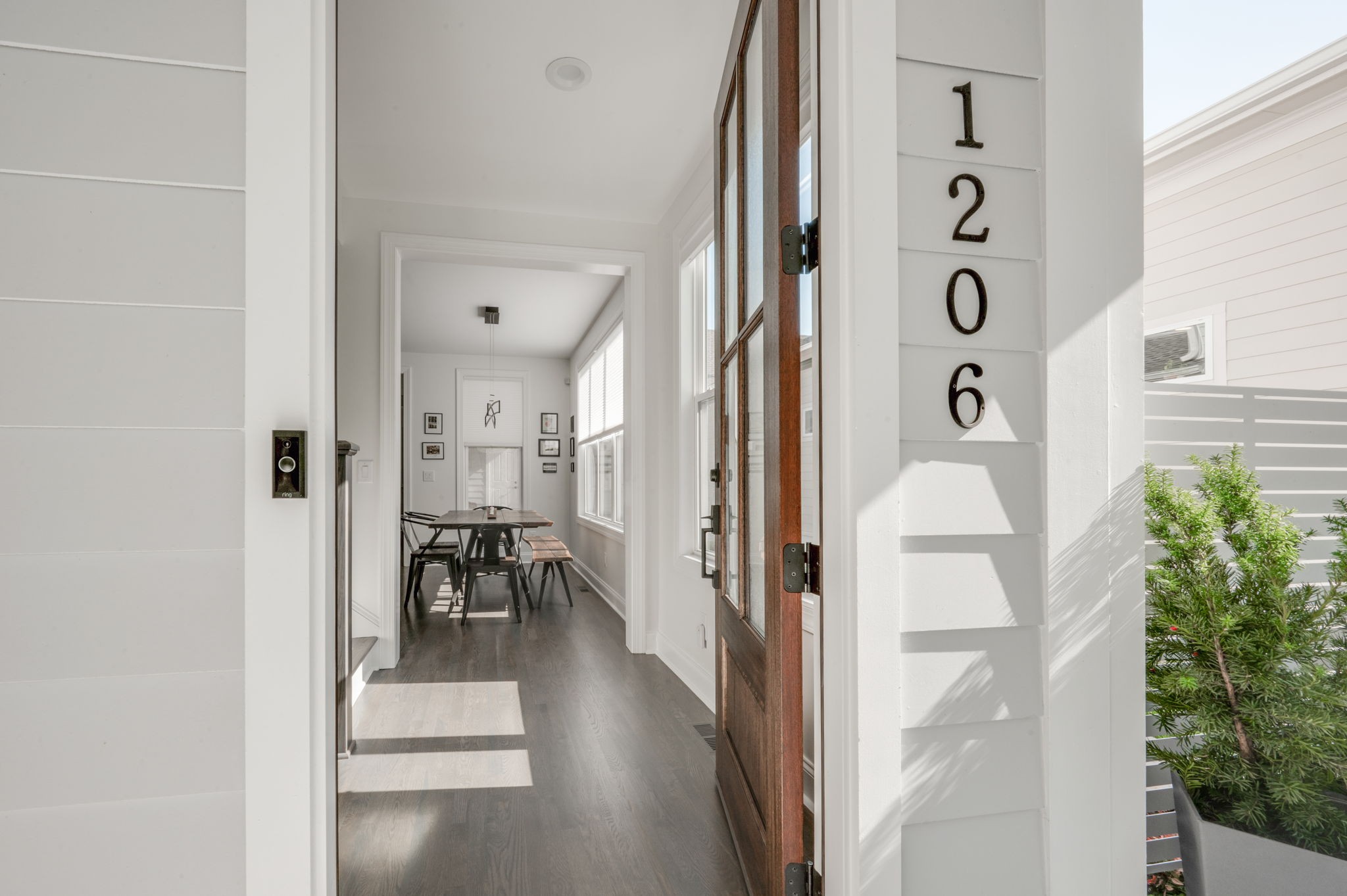 1206 Jewell Ave