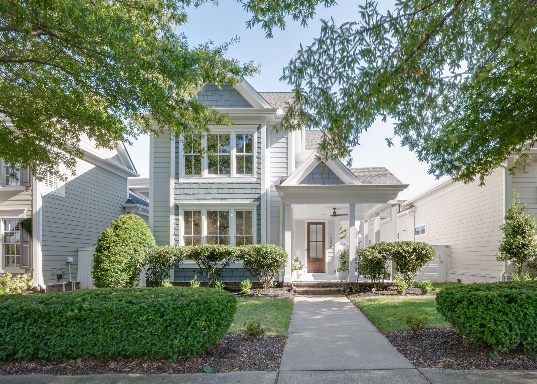 1206 Jewell Ave