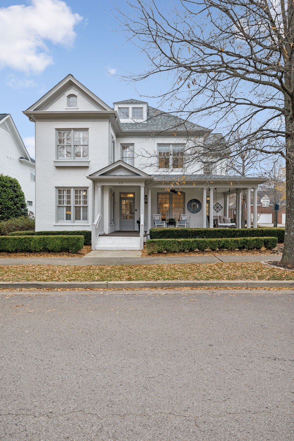 212 Cheltenham Ave
