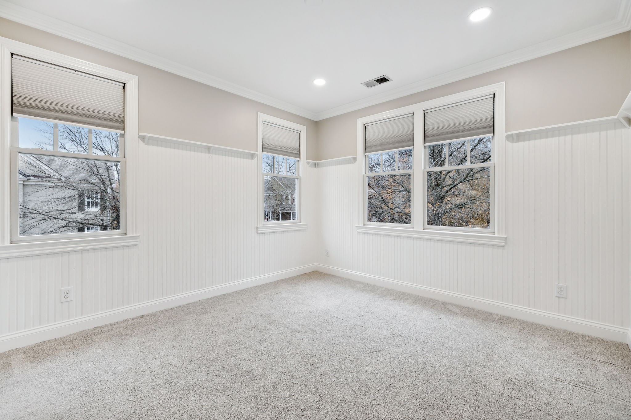 212 Cheltenham Ave