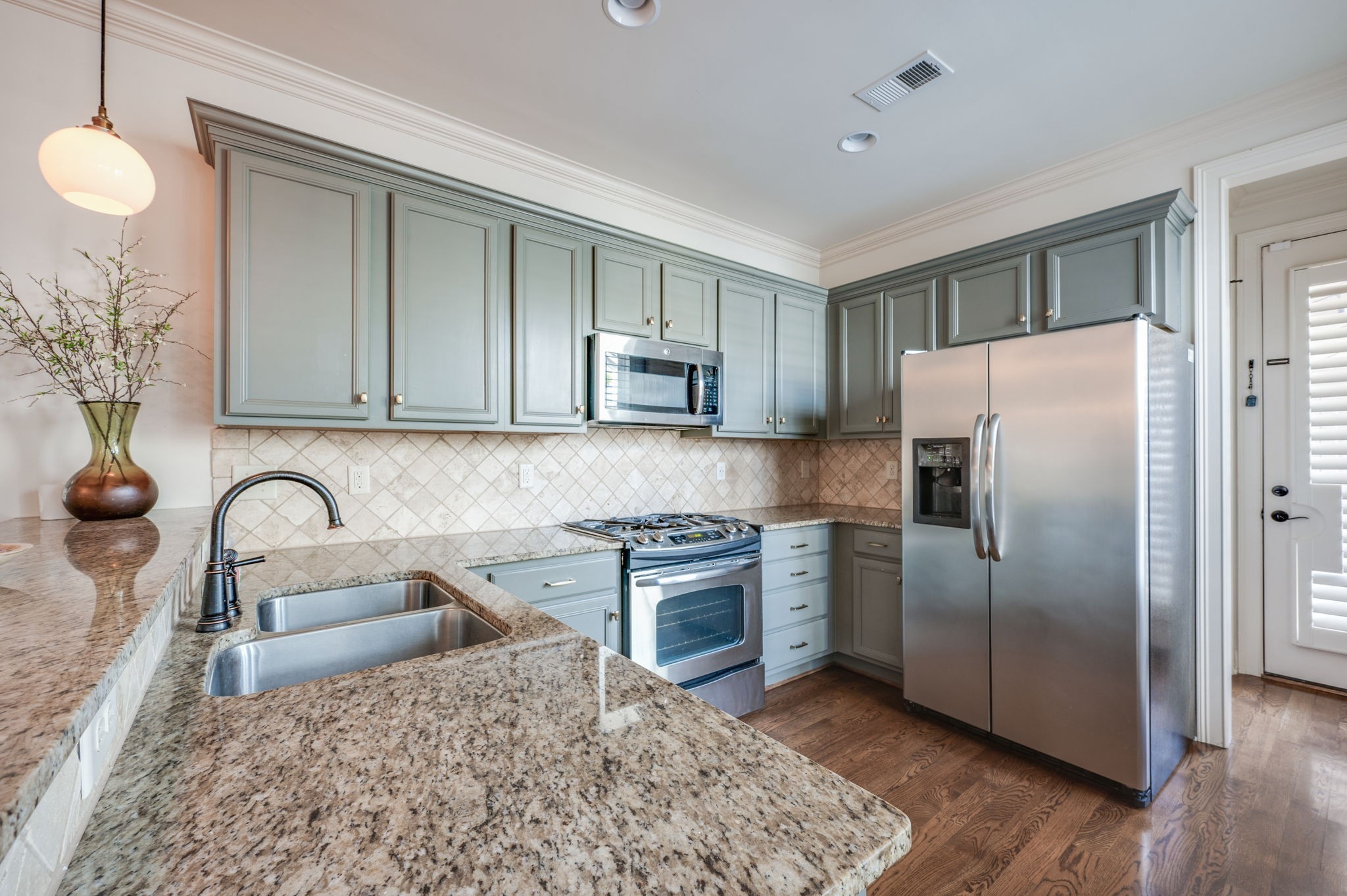 138 Prospect Ave