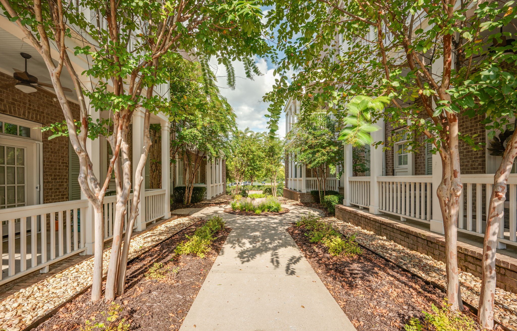 6030 Keats St Unit: 101