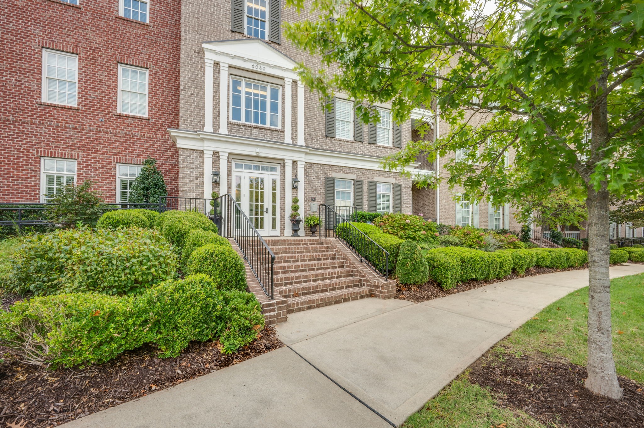 6030 Keats St Unit: 101