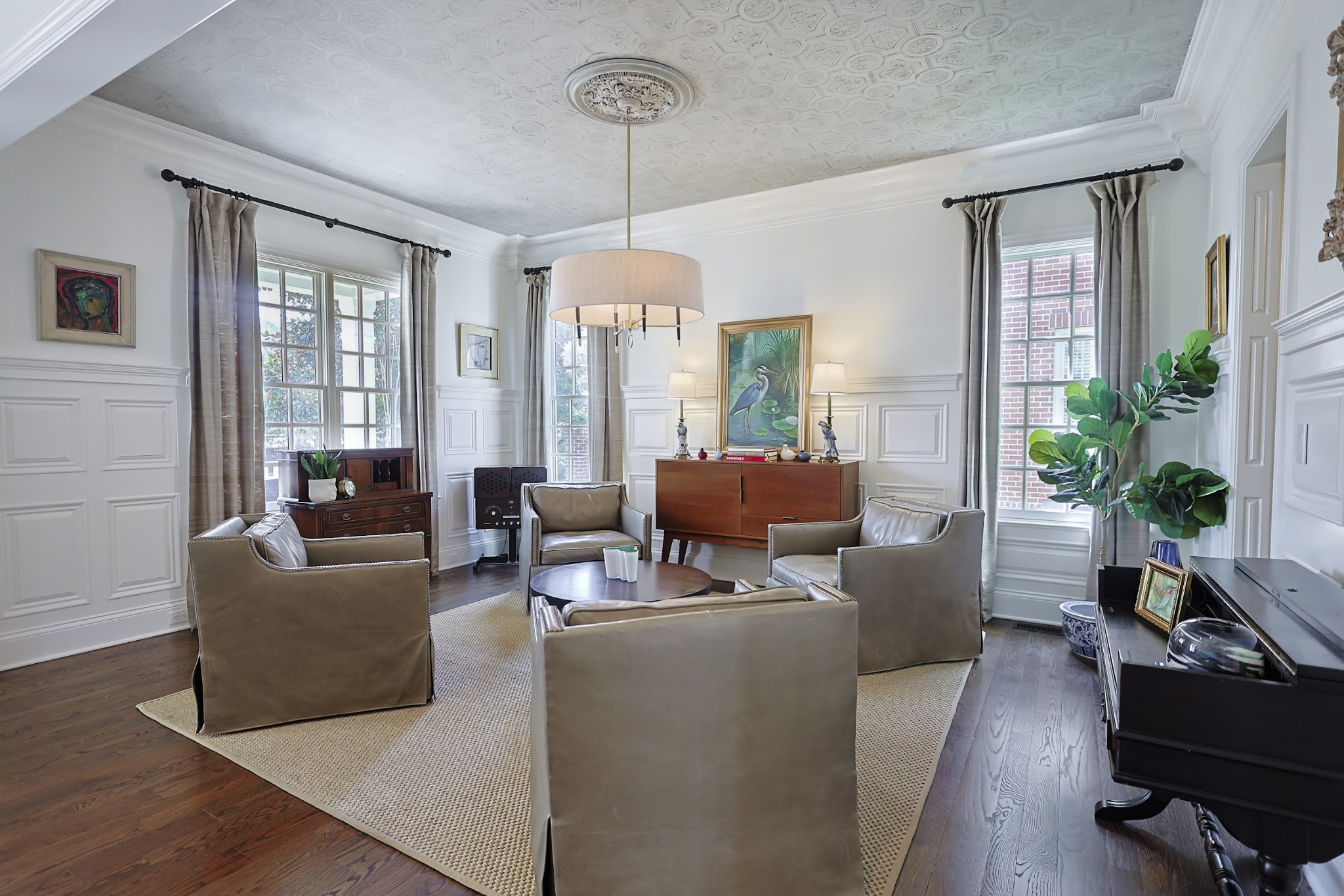 106 Glass Springs Dr